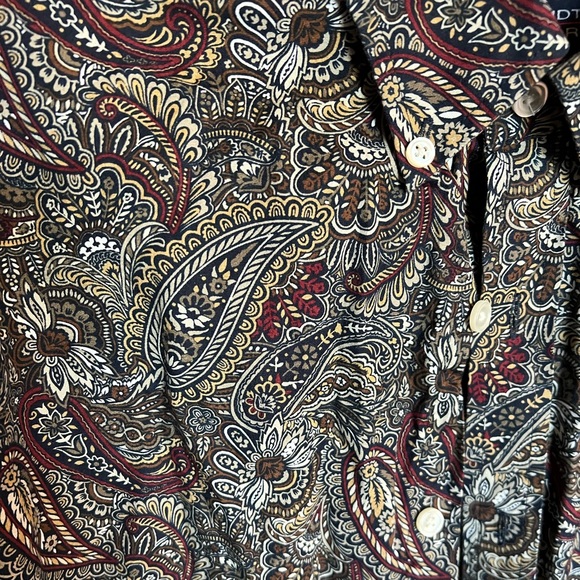 Men’s paisley button down shirt. Size medium. - Picture 2 of 2